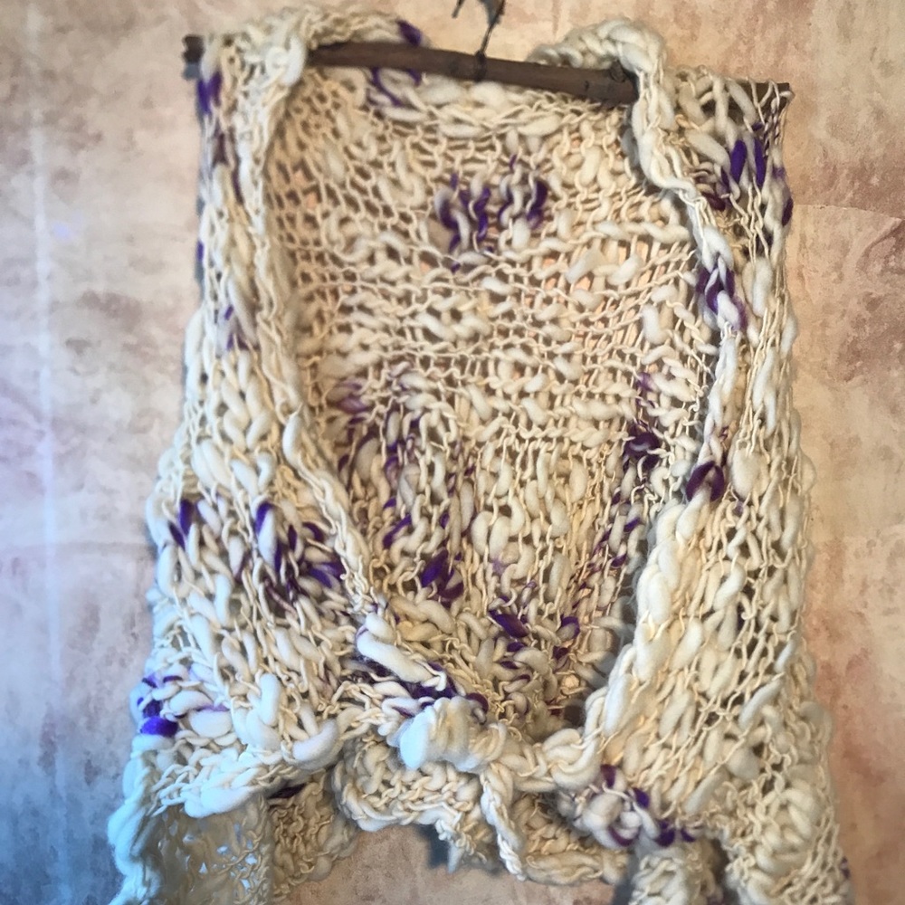 Urban Poncho 💯 % Wool Hand Knitted